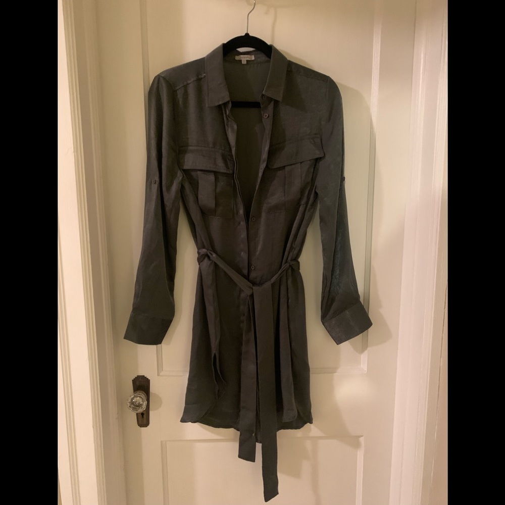 JODIFUL LONGSLEEVE BUTTON DOWN DRESS